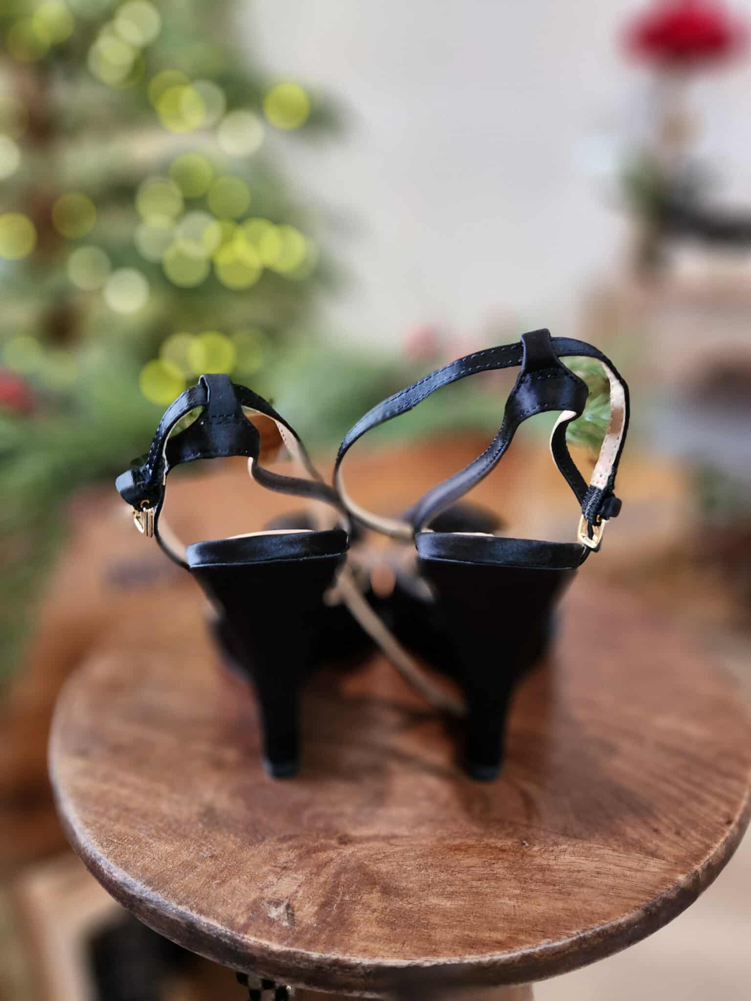 Black Rosette Wedge by The Loft - size 7.5